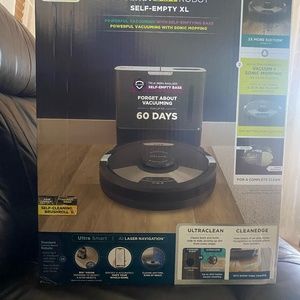 New Shark AI Ultra 2-1 Since Mopping / Powerful Vacuuming